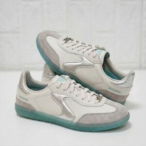 ​Skechers Metallic Silver & Cream Retro Sneakers Teal Sole Size 8